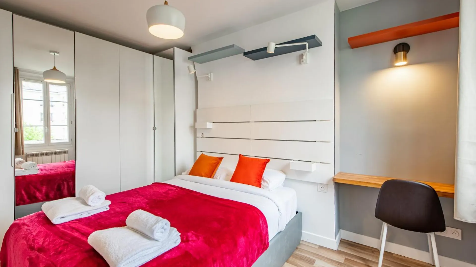 Cozy 1-bedroom With All Amenties In Montmartre Apartment *