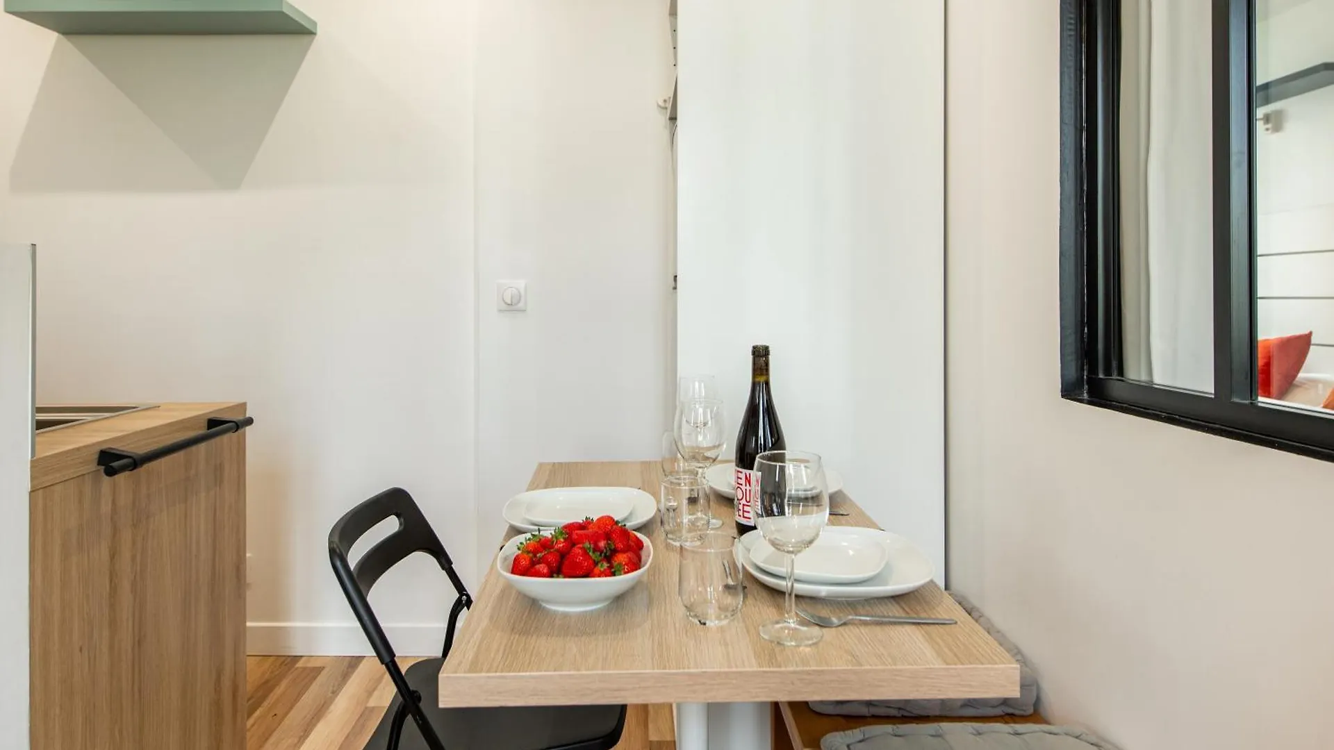 Cozy 1-bedroom With All Amenties In Montmartre Apartment Paris