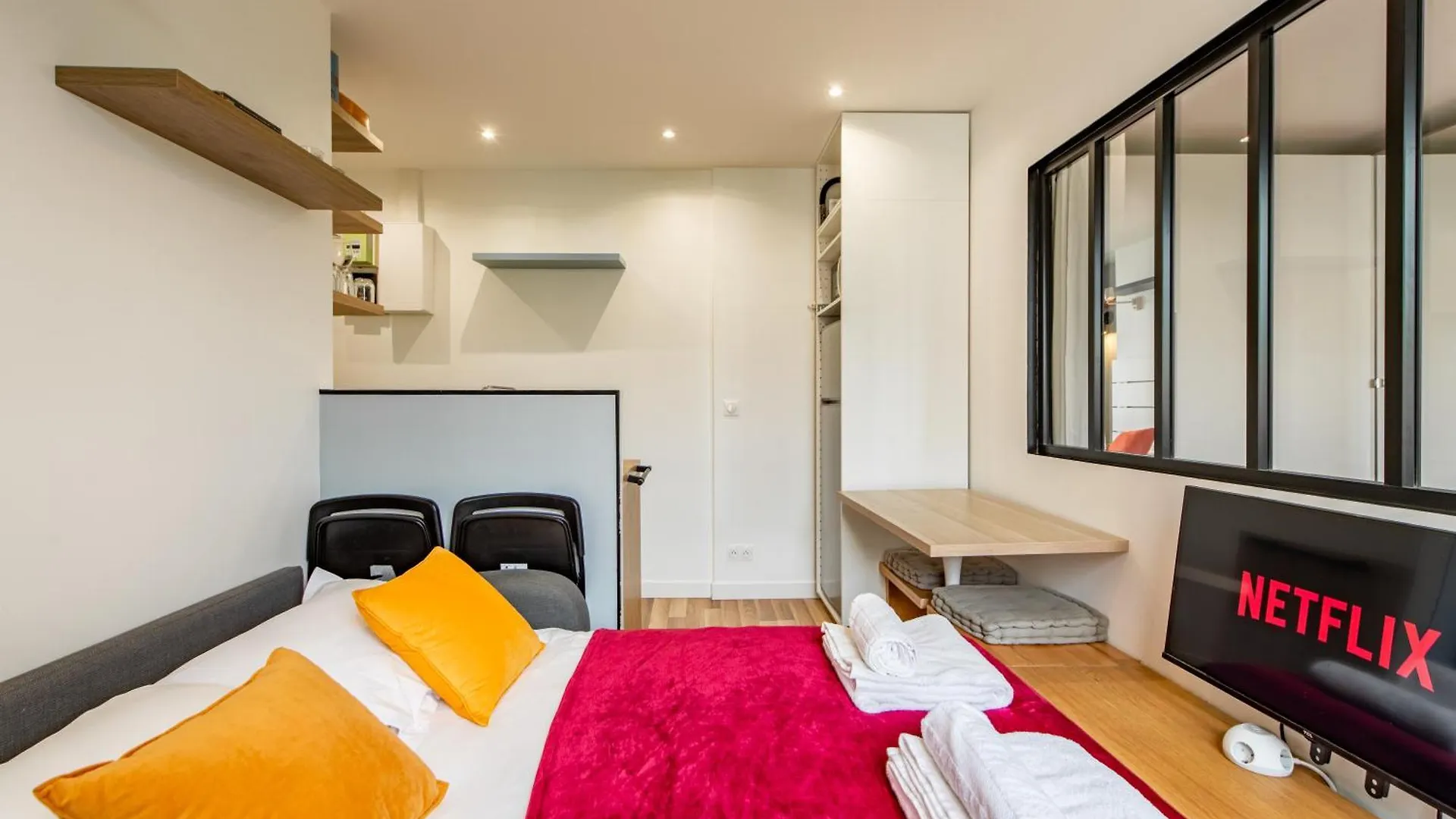 Cozy 1-bedroom With All Amenties In Montmartre Paris