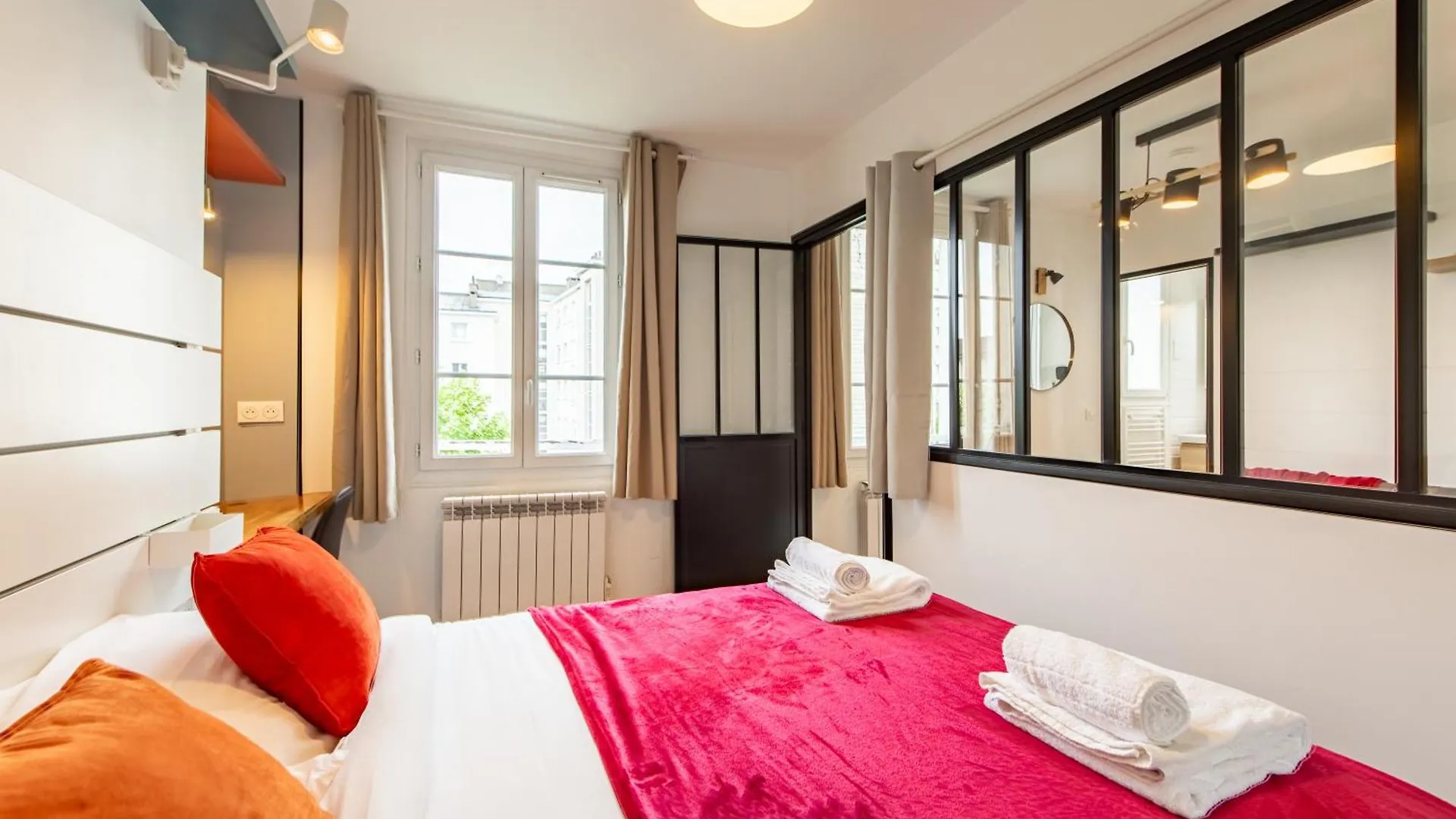 Lejlighed Cozy 1-bedroom With All Amenties In Montmartre Paris
